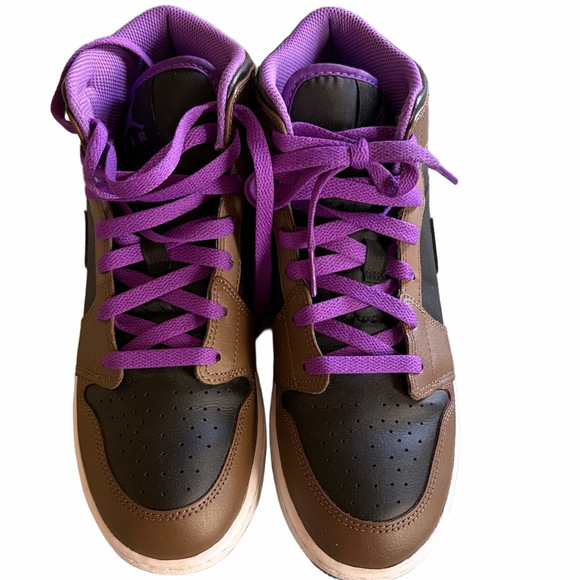Air Jordan 1 Mid GS ‘Palomino’NWOT7Y/8.5W